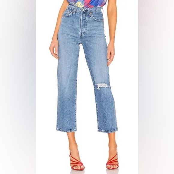 Levi’s Premium Ribcage Straight Ankle Jeans in Haters Gonna Hate - Picture 4 of 13